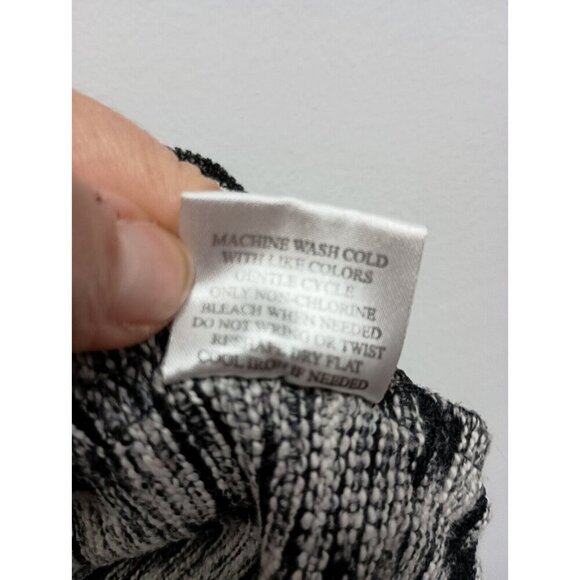COMO Vintage Womens Tunic Sweater Size 2X Black White Lace V-Neck Pullover - Picture 6 of 8